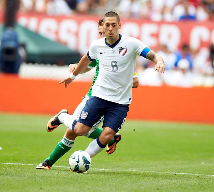 2013-USA-third-uniform-Clint-Dempsey-op5p-92435.jpg